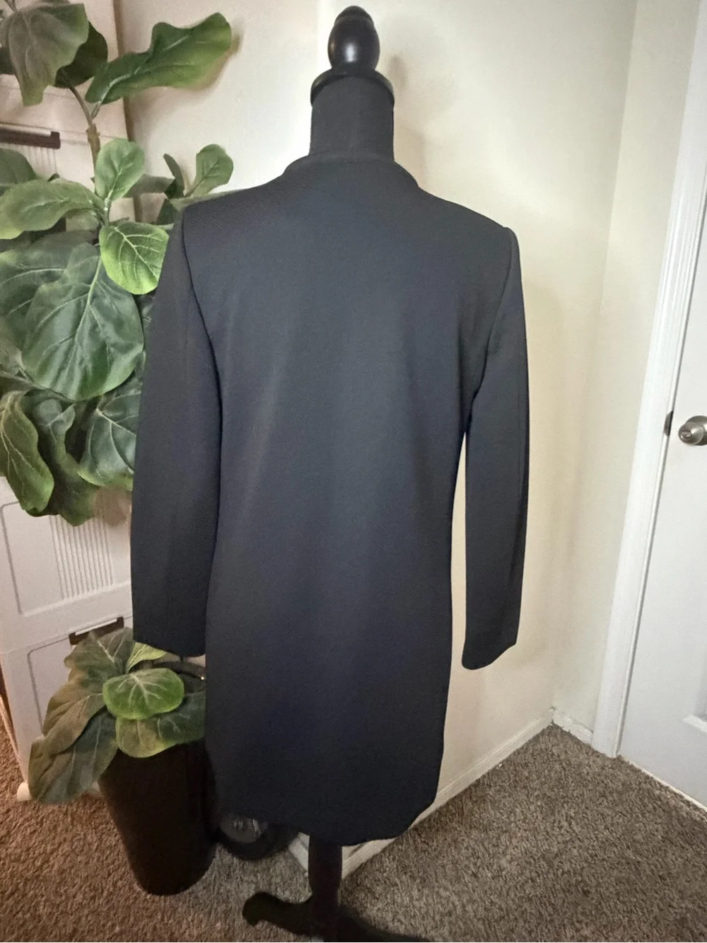Black Open-Front Long Collarless Coat - Women